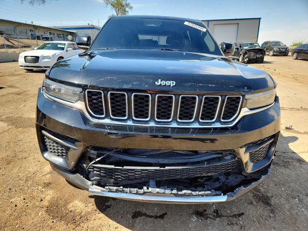 2023 JEEP GRAND CHEROKEE LAREDO 4X4