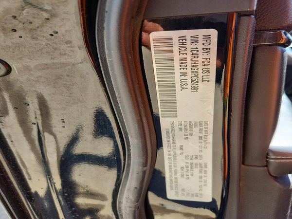 2023 JEEP GRAND CHEROKEE LAREDO 4X4