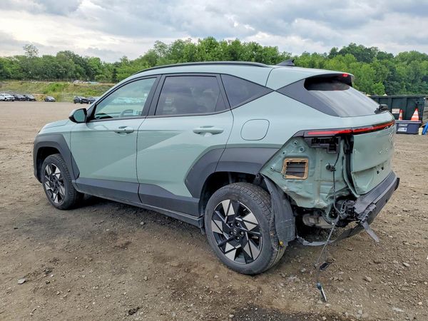 2024 HYUNDAI KONA SE
