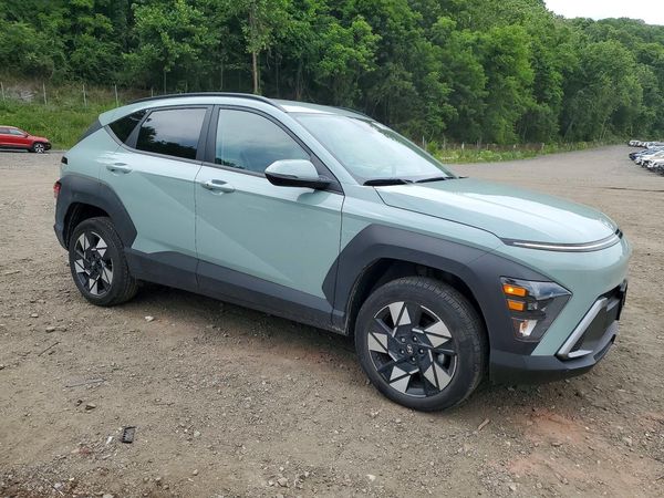 2024 HYUNDAI KONA SE
