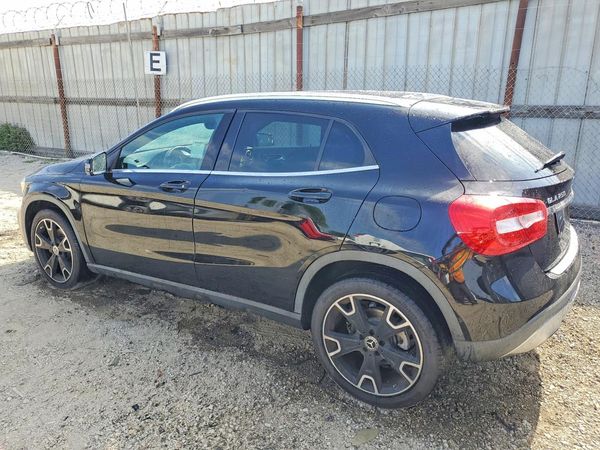 2020 MERCEDES-BENZ GLA GLA250
