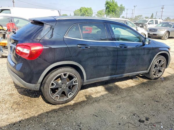 2020 MERCEDES-BENZ GLA GLA250