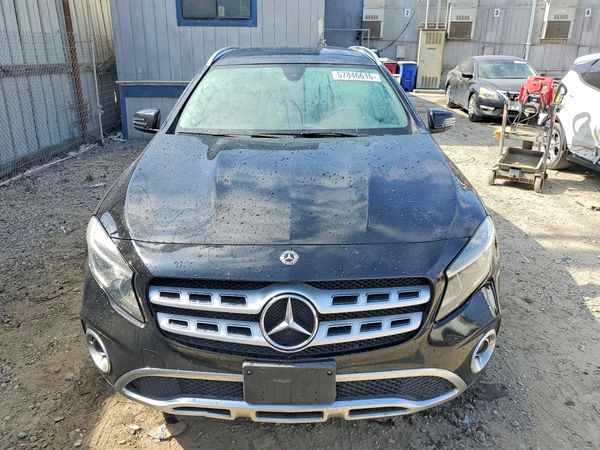 2020 MERCEDES-BENZ GLA GLA250
