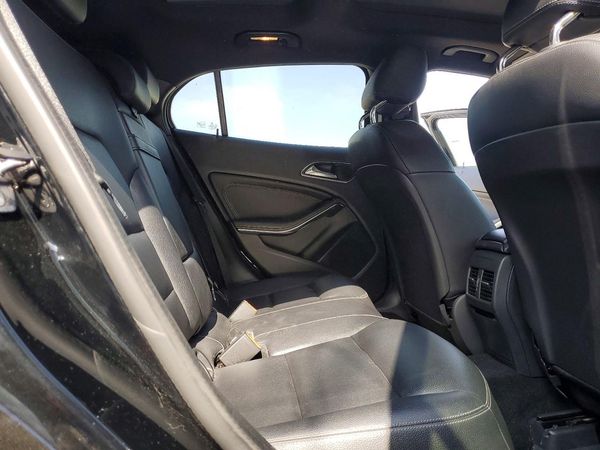 2020 MERCEDES-BENZ GLA GLA250