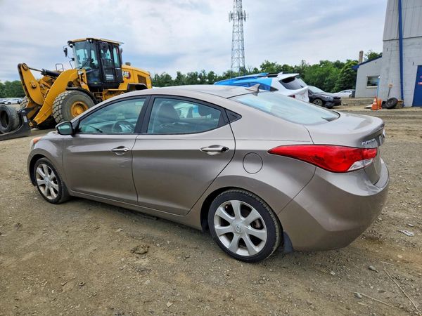 2013 HYUNDAI ELANTRA