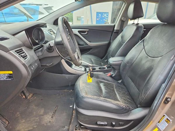 2013 HYUNDAI ELANTRA
