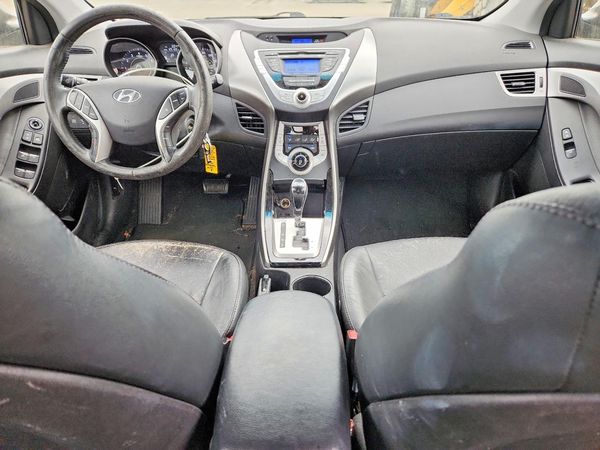 2013 HYUNDAI ELANTRA