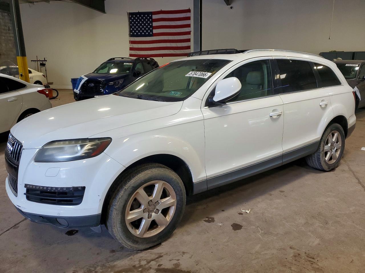 2012 AUDI Q7 Premium Plus