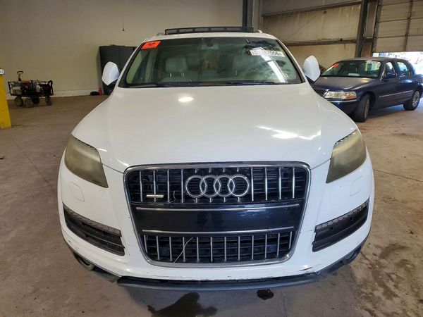 2012 AUDI Q7 Premium Plus