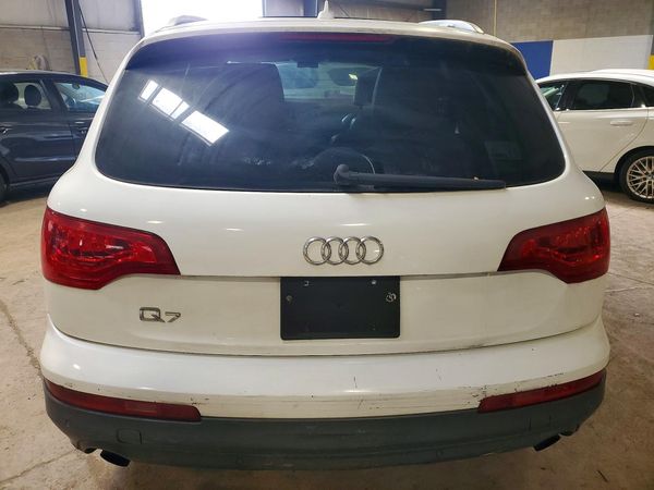 2012 AUDI Q7 Premium Plus