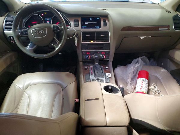 2012 AUDI Q7 Premium Plus