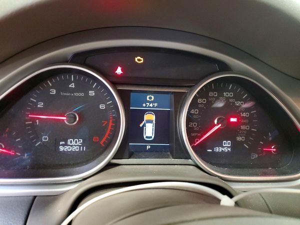 2012 AUDI Q7 Premium Plus