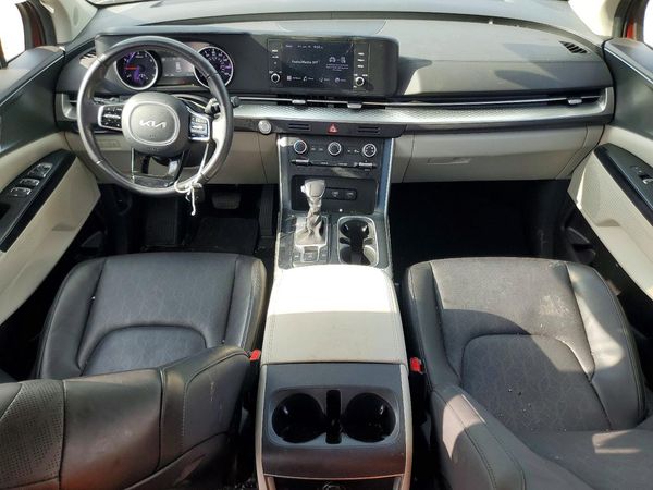 2024 KIA CARNIVAL LX, LX Seat Package
