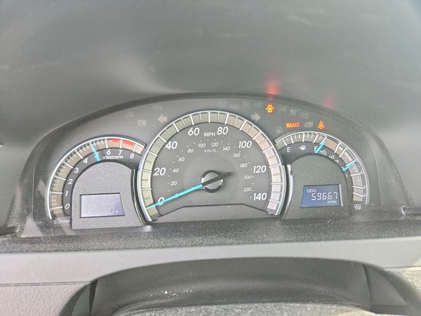 2014 TOYOTA CAMRY