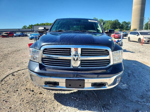 2014 RAM 1500 SLT