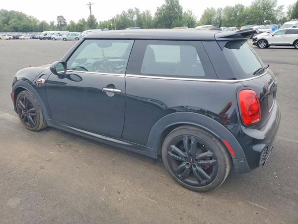 2017 MINI COOPER
