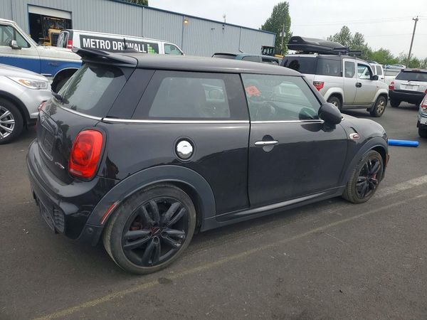 2017 MINI COOPER