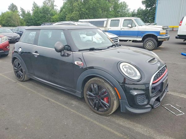 2017 MINI COOPER