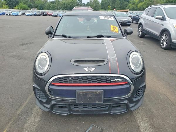 2017 MINI COOPER