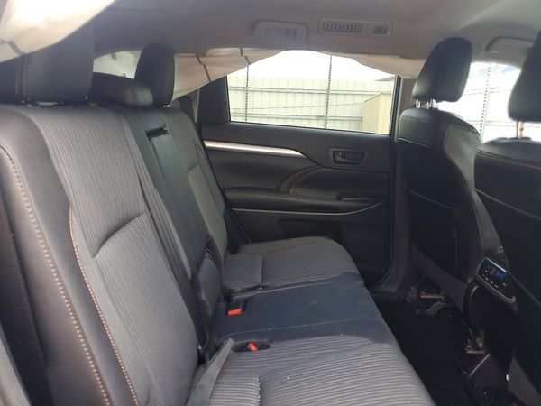 2016 TOYOTA HIGHLANDER Base/Hybrid