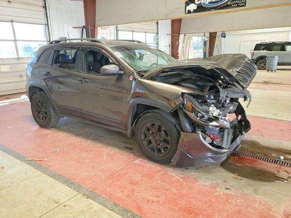 2019 JEEP CHEROKEE TRAILHAWK 4X4