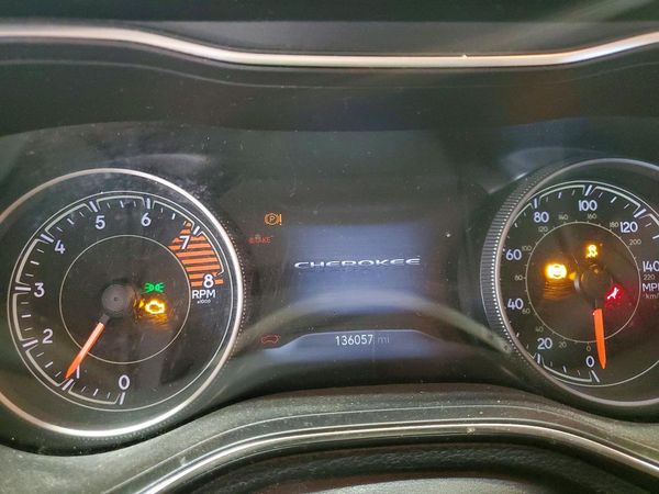 2019 JEEP CHEROKEE TRAILHAWK 4X4