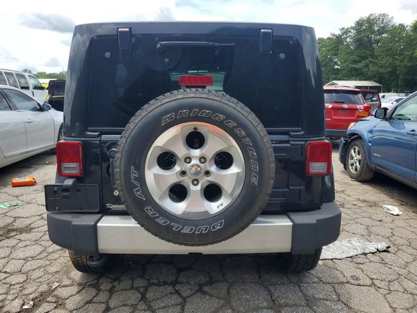 2015 JEEP WRANGLER UNLIMITED SAHARA 4X4