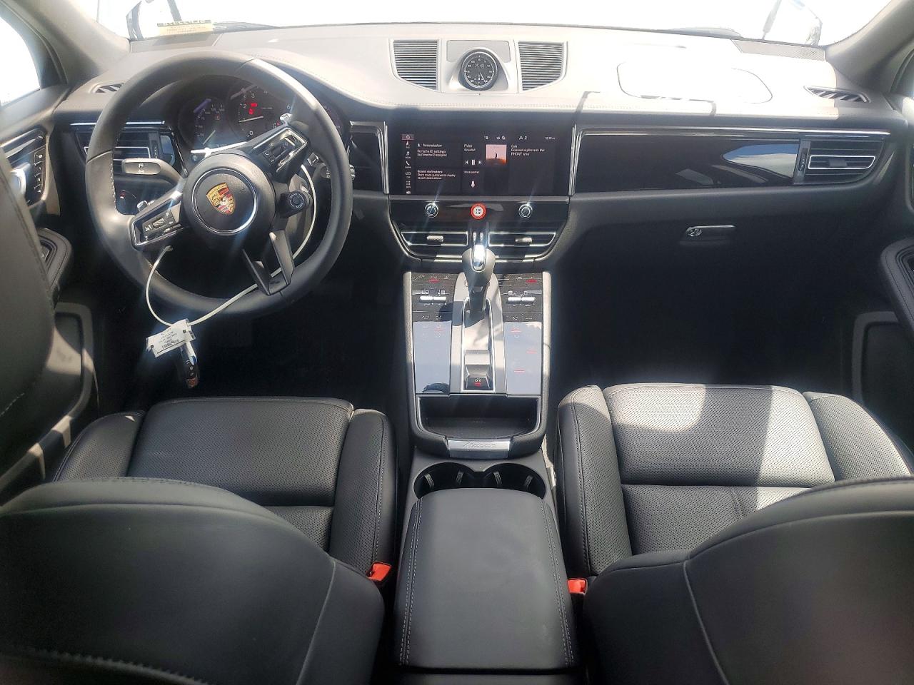 2026 PORSCHE MACAN Macan, Macan T