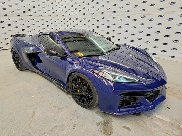 2025 CHEVROLET CORVETTE Z06 Preferred 2LZ — Passenger 3/4