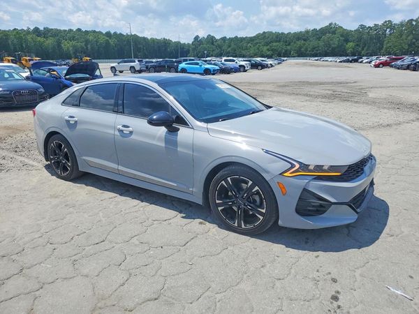 2022 KIA K5 GT-Line