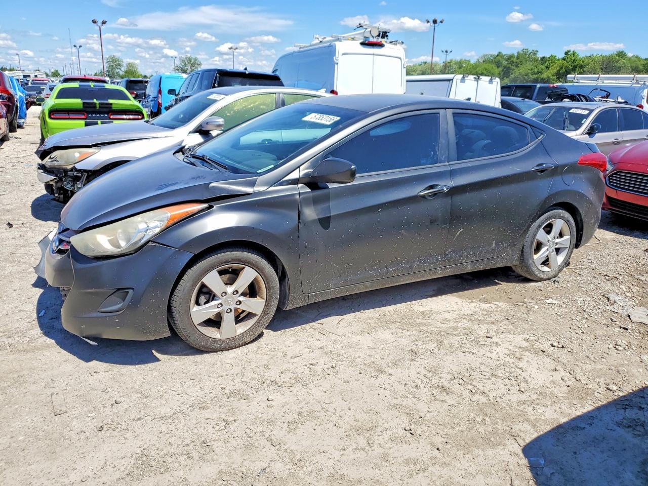 2013 HYUNDAI ELANTRA