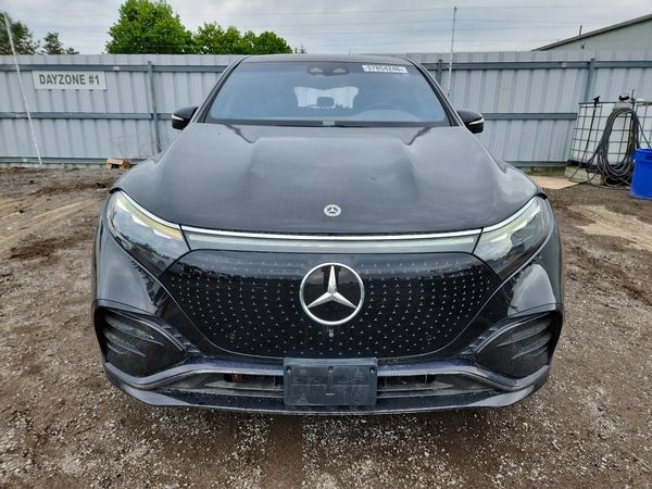 2023 MERCEDES-BENZ EQS SUV