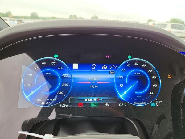 2023 MERCEDES-BENZ EQS SUV