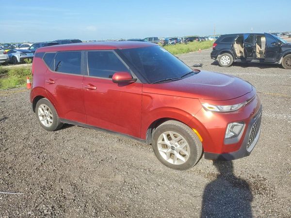 2022 KIA SOUL