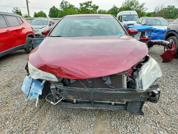 2016 TOYOTA CAMRY