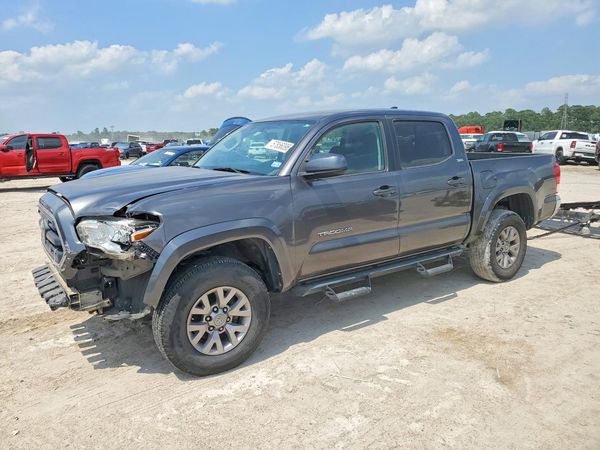 2017 TOYOTA TACOMA