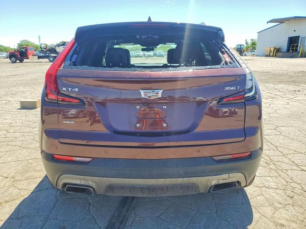 2023 CADILLAC XT4 Premium Luxury