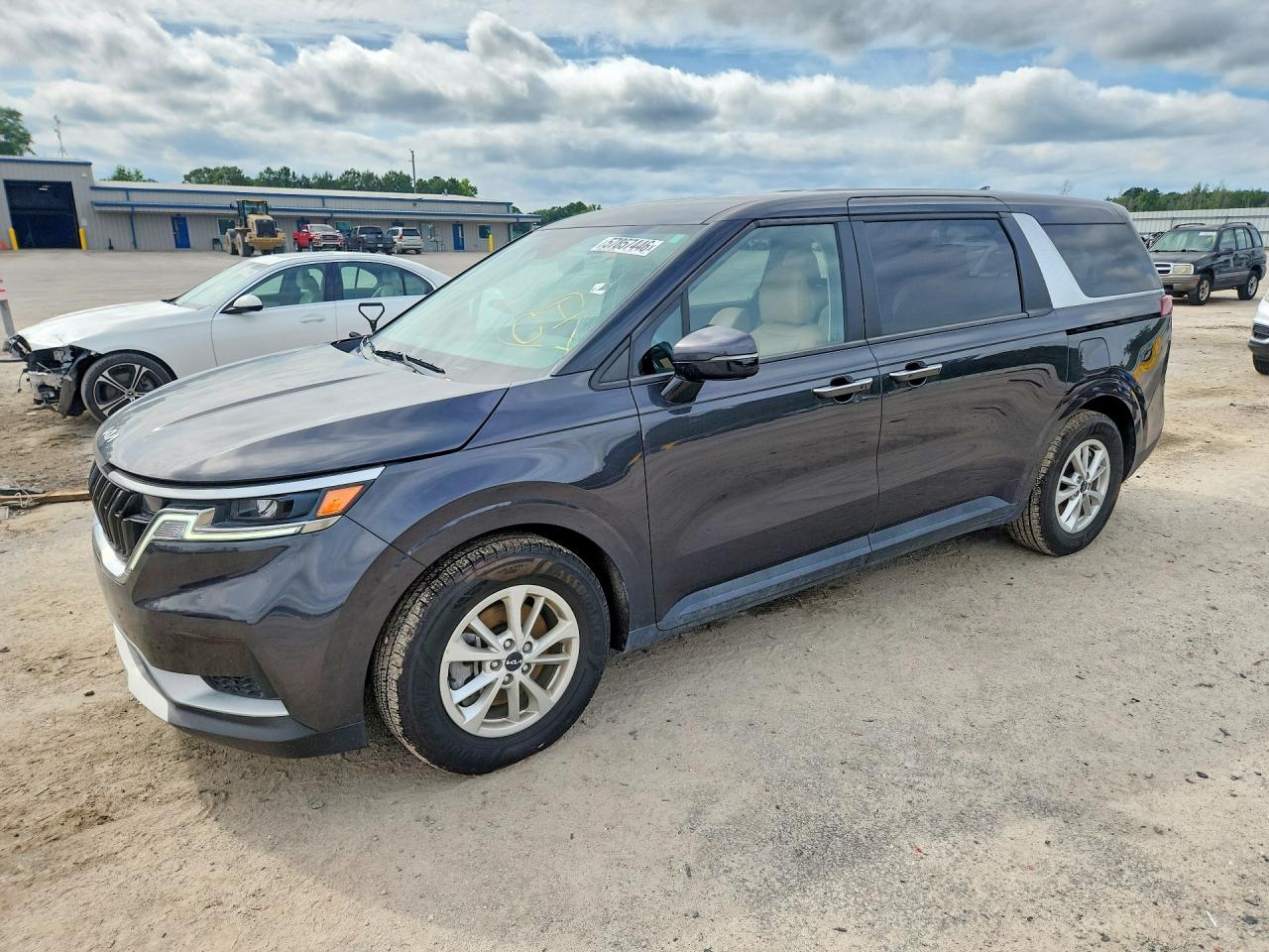 2024 KIA CARNIVAL