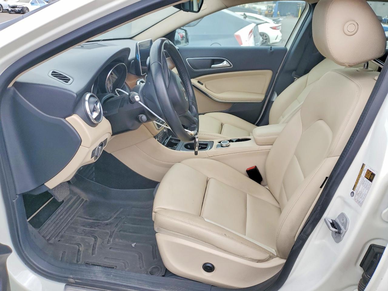 2016 MERCEDES-BENZ GLA GLA250-4M
