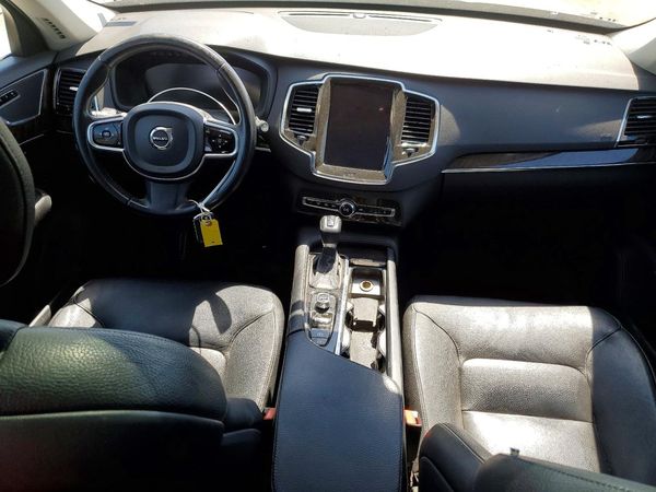 2016 VOLVO XC90 SV42 Momentum