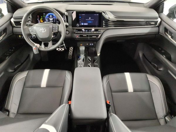 2026 TOYOTA CAMRY