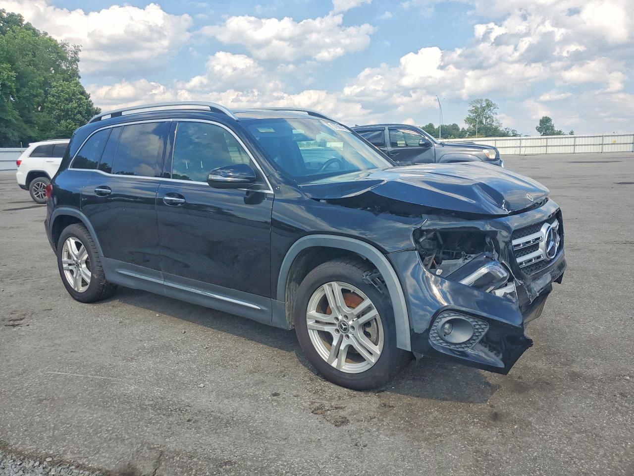 2021 MERCEDES-BENZ GLB GLB250