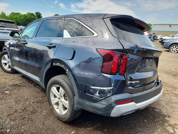 2025 KIA SORENTO