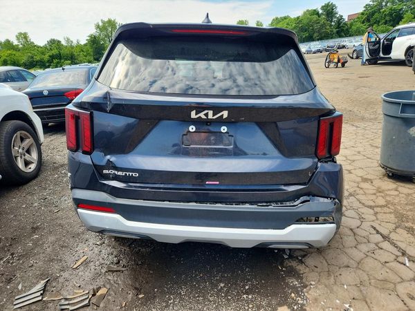 2025 KIA SORENTO