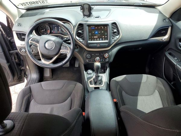 2015 JEEP CHEROKEE LATITUDE 4X4