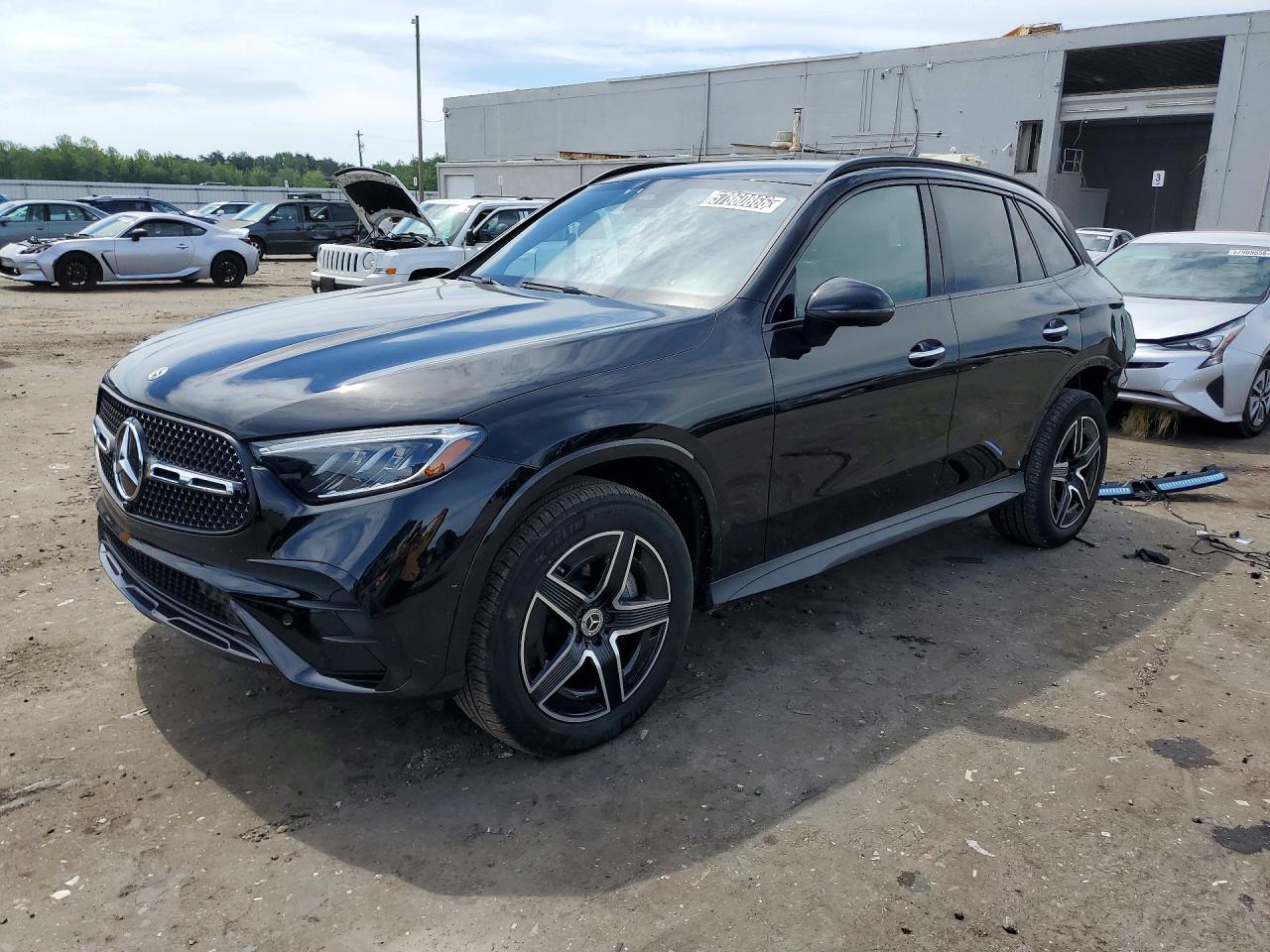 2024 MERCEDES-BENZ GLC