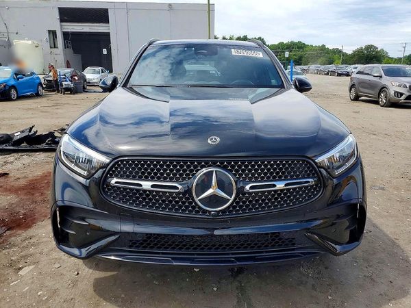 2024 MERCEDES-BENZ GLC