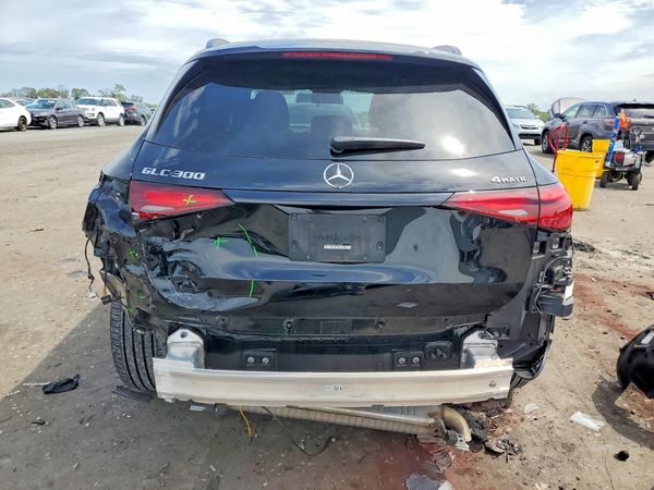 2024 MERCEDES-BENZ GLC
