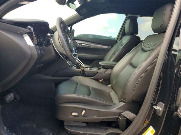 2023 CADILLAC XT6