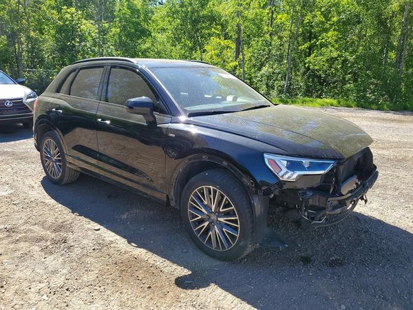 2020 AUDI Q3 S Line quattro Prestige